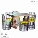 Semi Outdoor Metal Aara Mango Wood Restaurant Dining Set