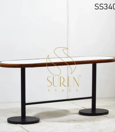 Quartz Stone Top with Metal Base Restaurant Table