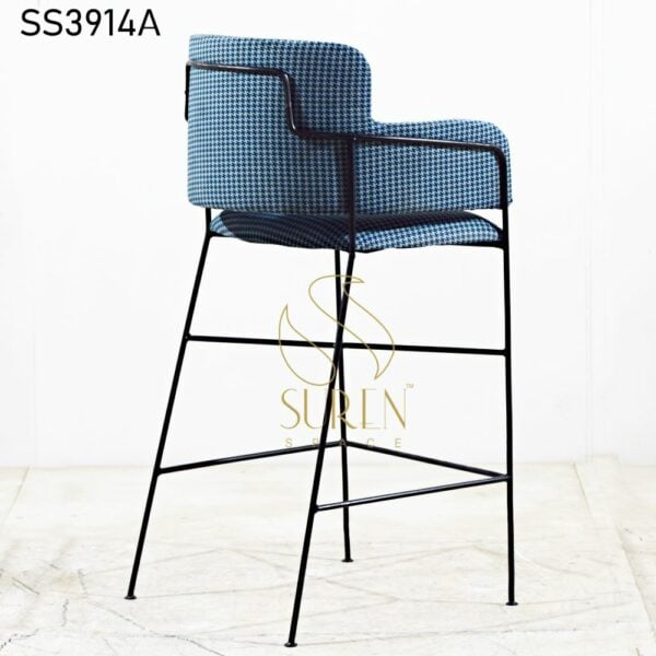 Minimalistic Industrial High Chair Minimalistic Industrial High Chair 2