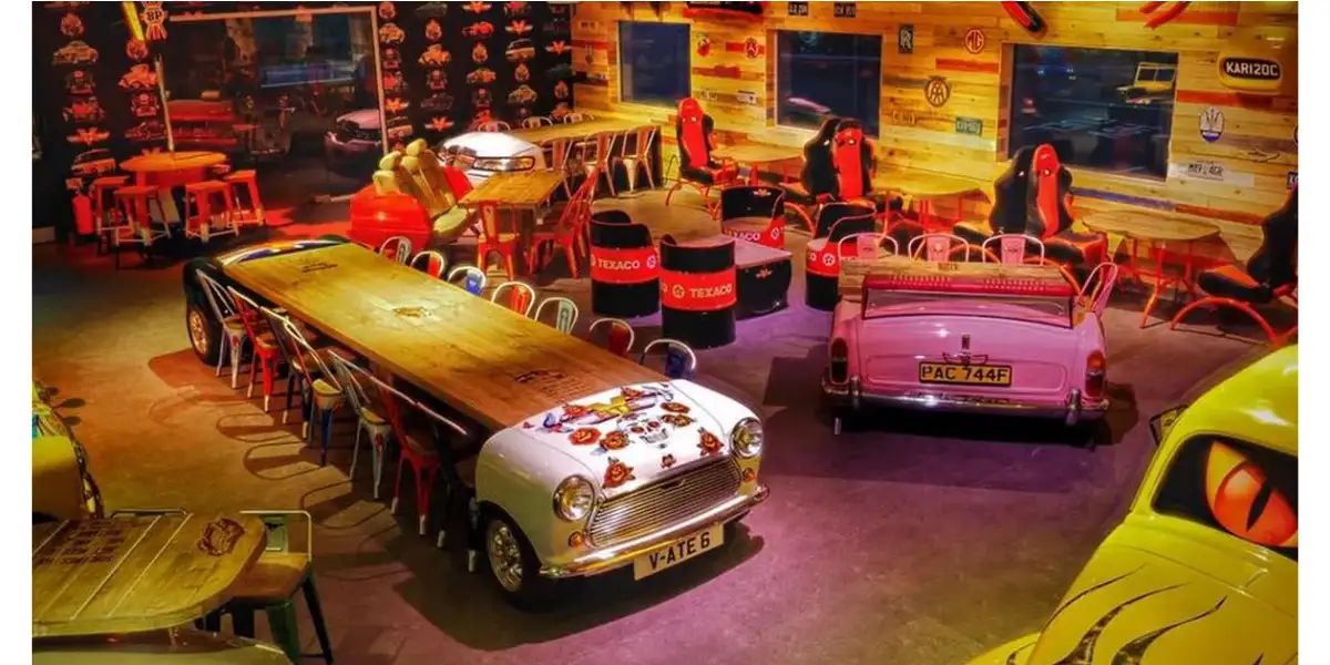 15 Cafe Theme Ideas to Captivate Everyone’s Attention 9 8. Vintage Automobile Cafe-15 Cafe Theme Ideas to Captivate Everyone’s Attention-SURENSPACE