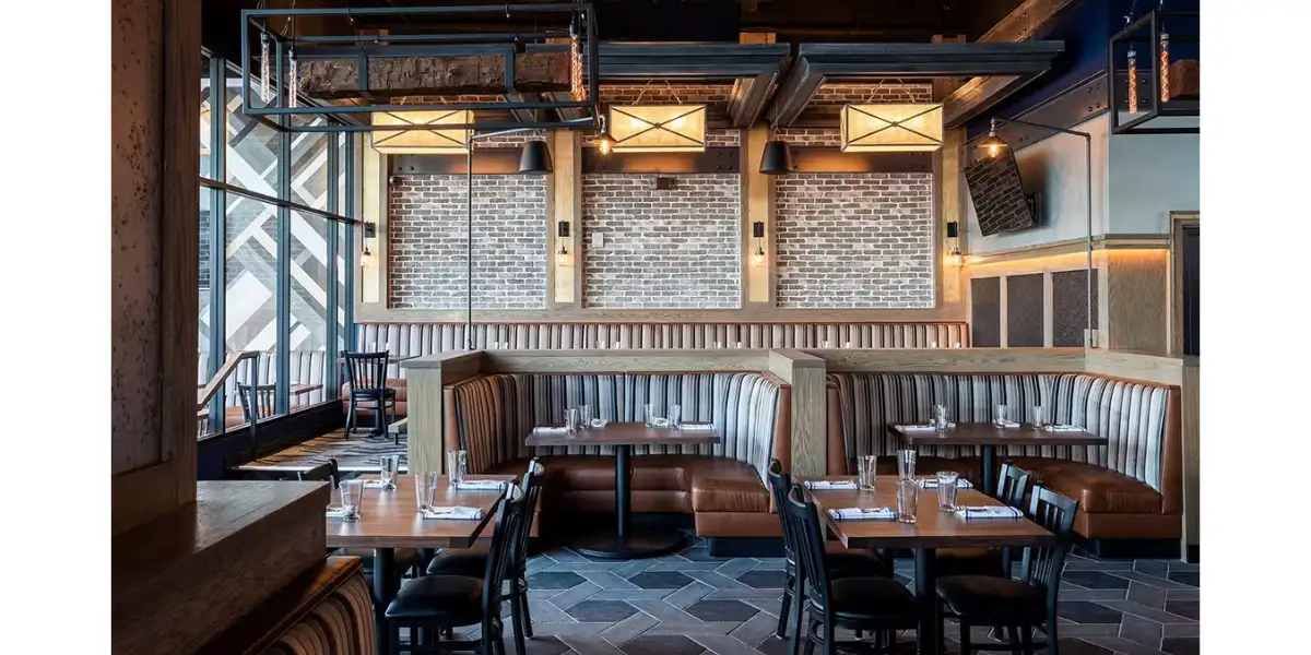 16 Restaurant Interior Design Themes to Inspire Your Creative Genius 5 Industrial Chic Restaurant Interior Design Themes-SURENSPACE