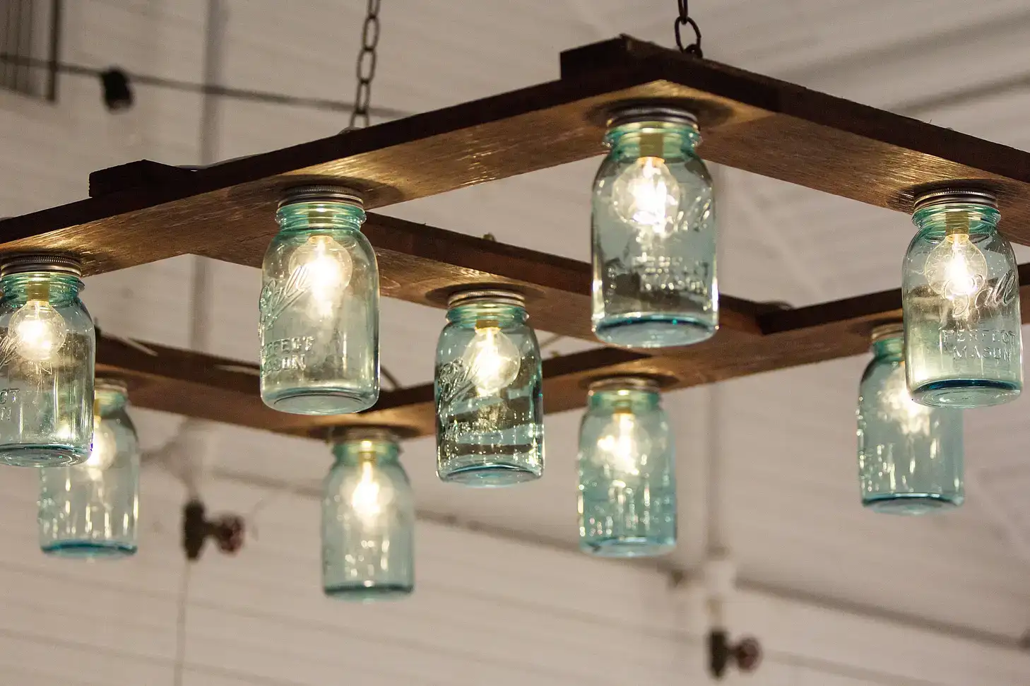 Rustic mason jars OF LIGHT -13 Creative Bar Lighting Ideas to Make Your Space Shine-SURENSPACE